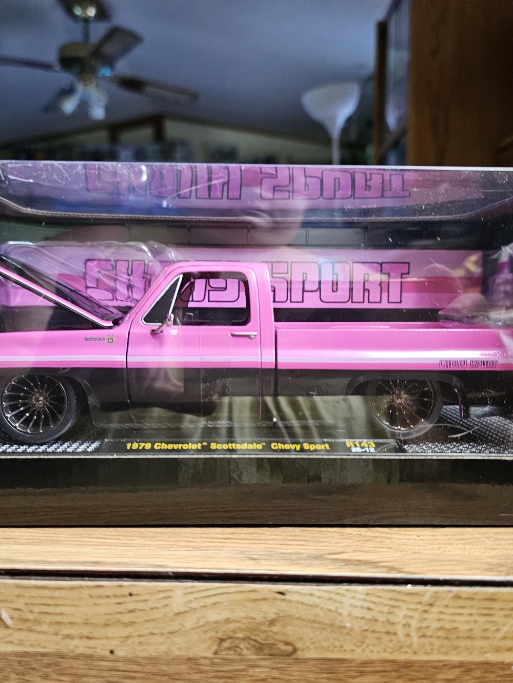 M2 Machines 1979 Chevrolet Scottsdale Chevy Sport Pink Die-Cast Truck